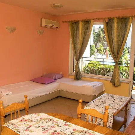 V Apartment